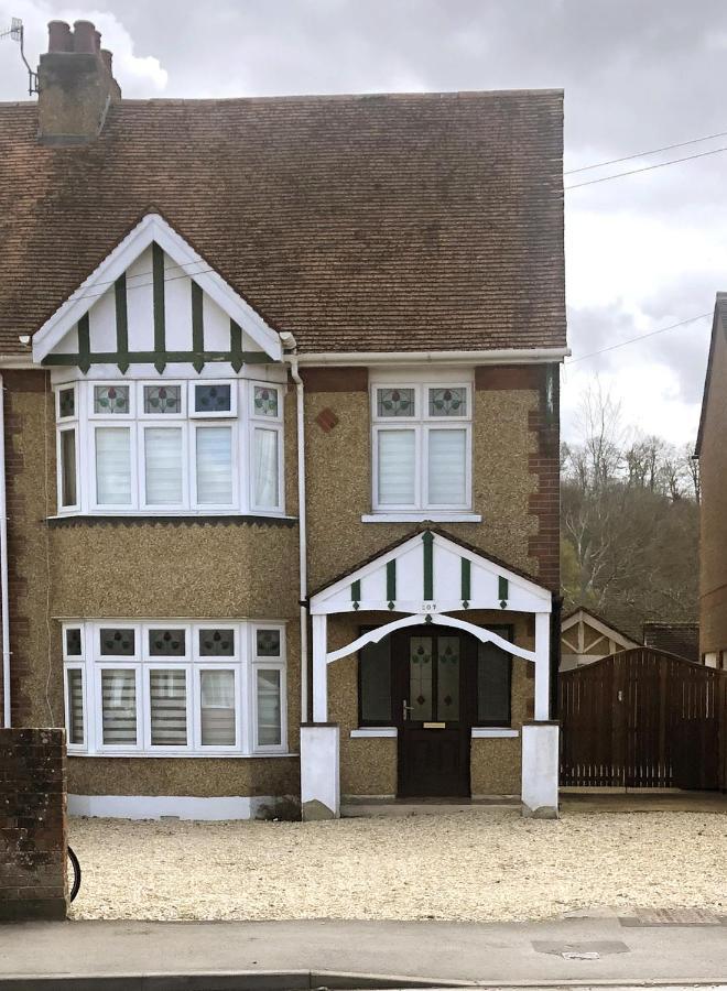 فيلا Residential 3 Bed House Harnham ساليزبري المظهر الخارجي الصورة