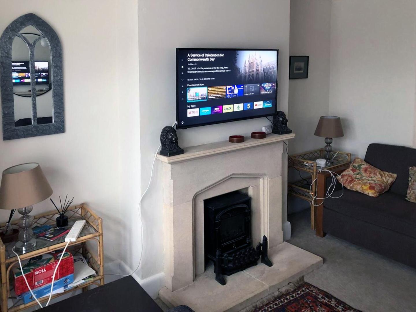 فيلا Residential 3 Bed House Harnham ساليزبري المظهر الخارجي الصورة